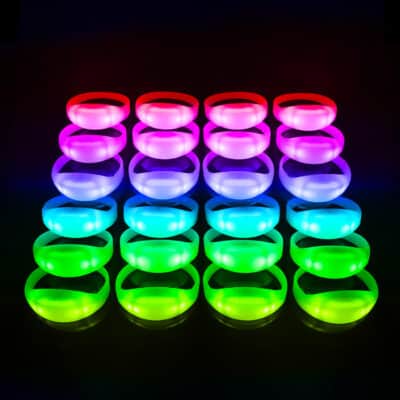 Pulseras LED con control remoto